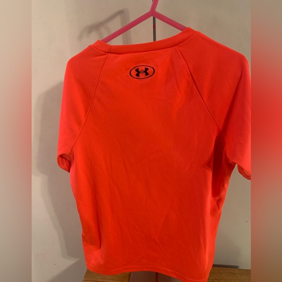 Under Armour Boys Tech Hybrid Printed Fill Short-Sleeve T Shirt Loose F… - Picture 3 of 4